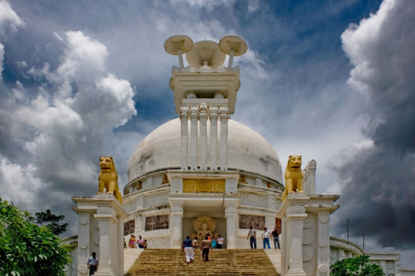 Dhauli-Giri-Shanti-Stupa